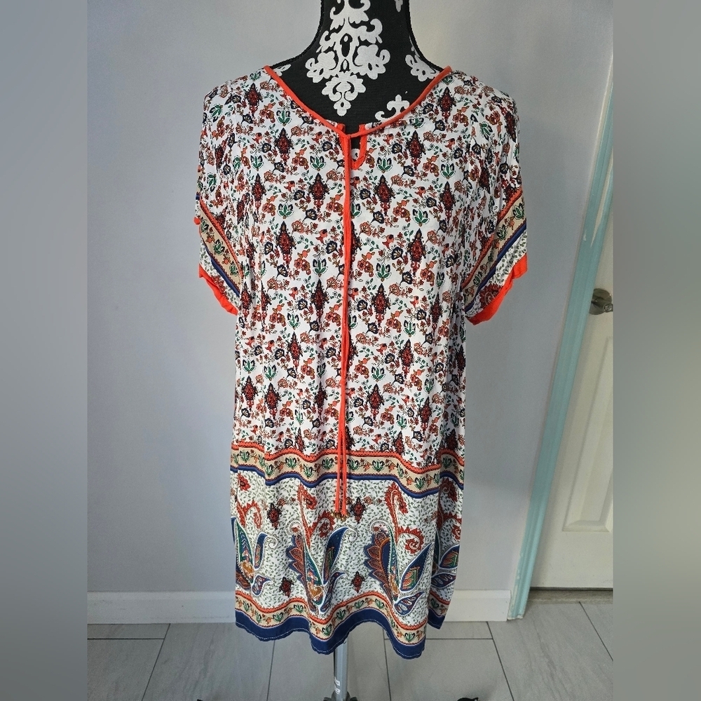 Umgee Floral Print Blouse with Orange Accents Size M r